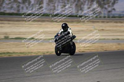 media/Jun-16-2024-Lets Ride (Sun) [[4ae6dd1f02]]/Group B/Grid and Front Straight/